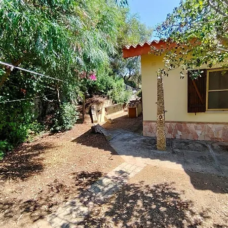 With Garden 500 Meters From Monte Nai Feriehus *